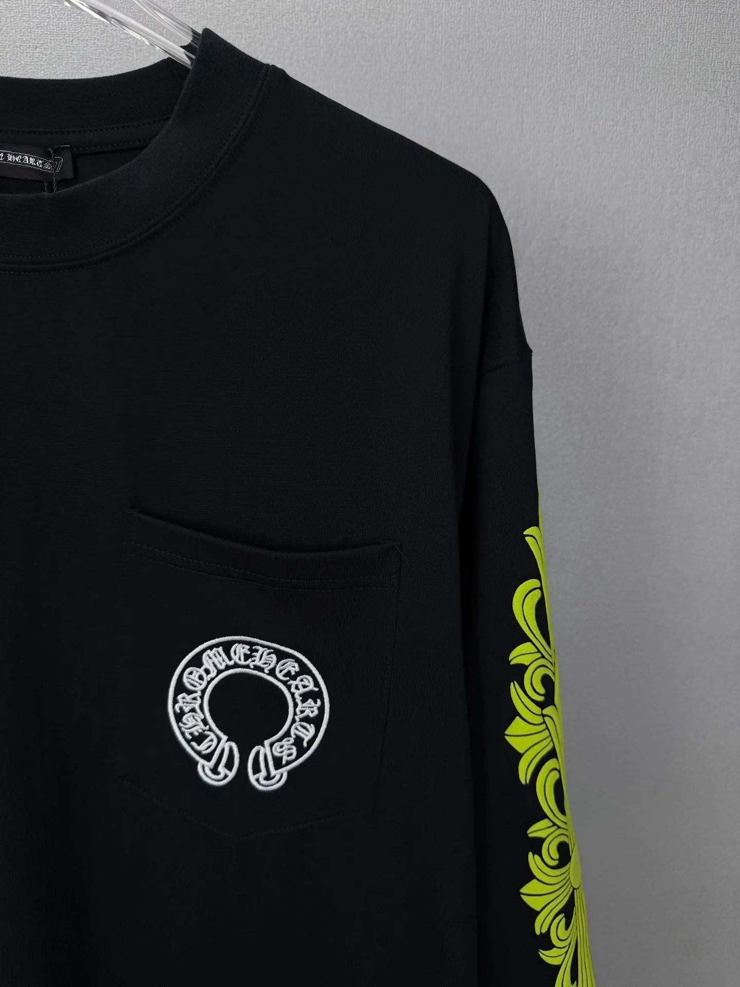 2026New Arrival 🧼 T Same Style Quality😘😘 100% Versatile T 👍 ：Black、White Size：S-XL
